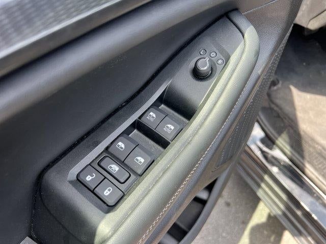 2025 Jeep Grand Cherokee Laredo X 4x4