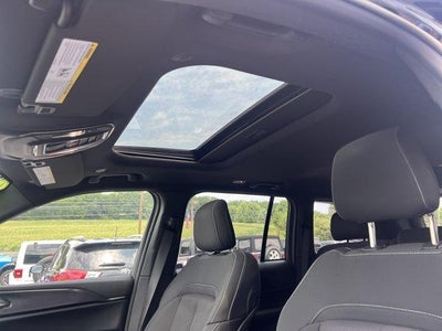 2025 Jeep Grand Cherokee Laredo X 4x4