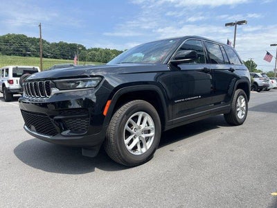 2025 Jeep Grand Cherokee Laredo X 4x4