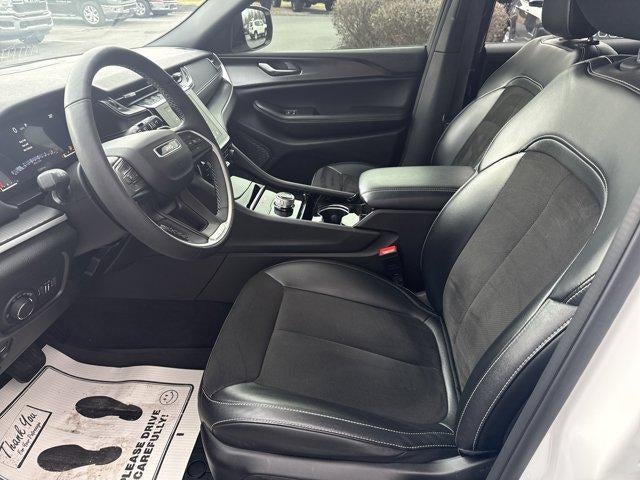 2023 Jeep Grand Cherokee L Altitude X 4x4