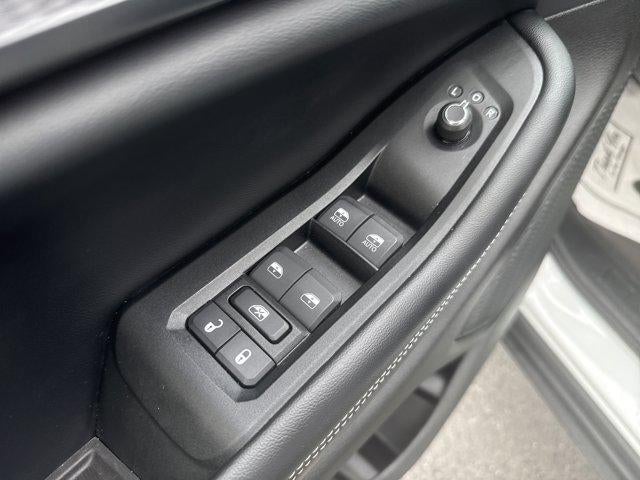 2024 Jeep Grand Cherokee L Altitude 4x4