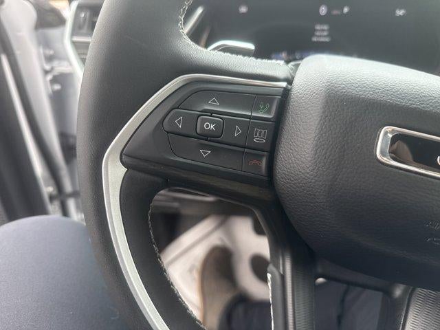 2024 Jeep Grand Cherokee L Altitude 4x4