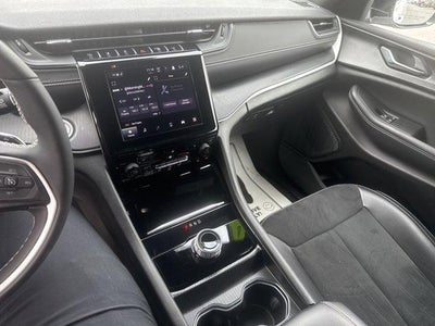 2024 Jeep Grand Cherokee L Altitude 4x4