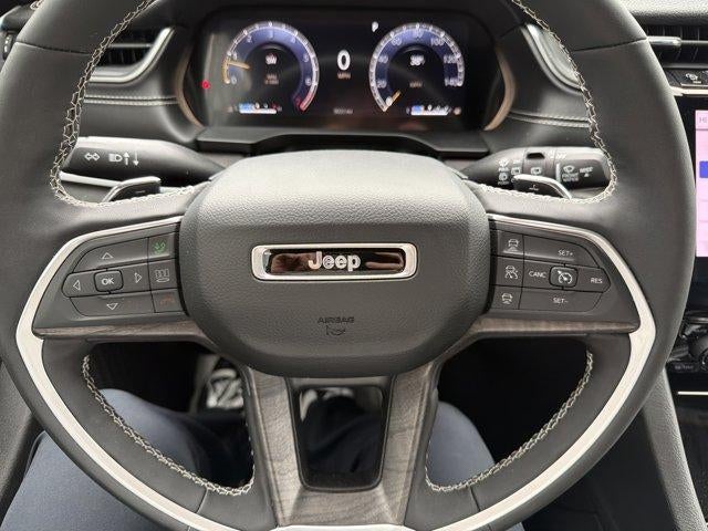 2025 Jeep Grand Cherokee L Limited 4x4