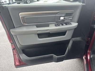 2019 RAM 1500 Classic SLT 4x4 Crew Cab 6'4" Box