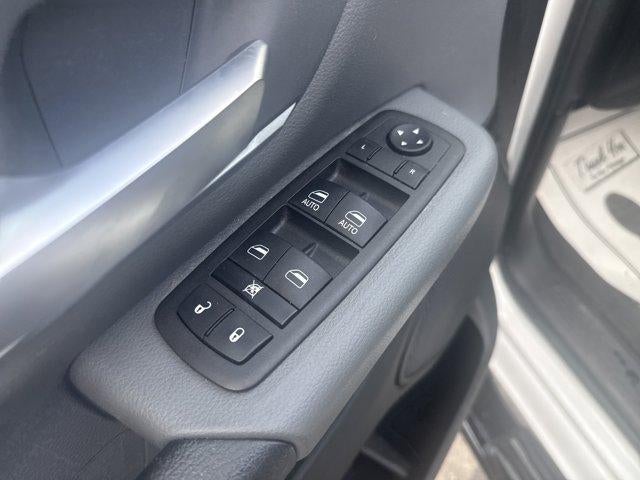 2022 RAM 1500 Big Horn 4x4 Quad Cab 6'4" Box