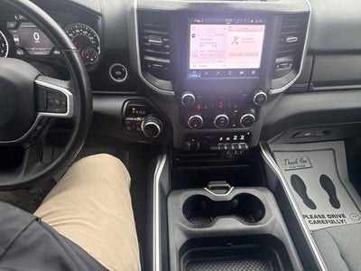 2022 RAM 1500 Big Horn 4x4 Quad Cab 6'4" Box