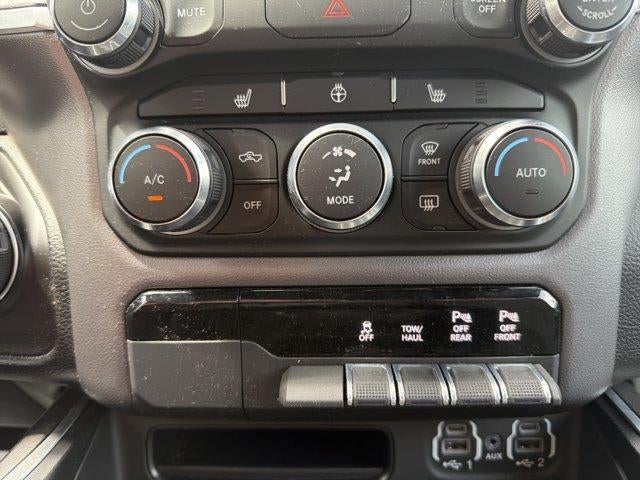 2022 RAM 1500 Big Horn 4x4 Quad Cab 6'4" Box