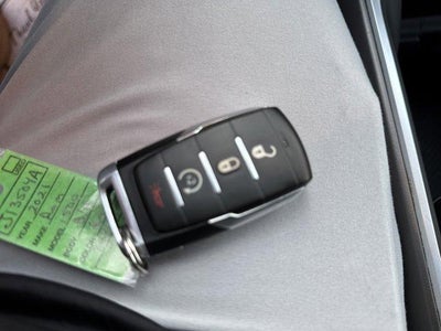 2021 RAM 1500 Big Horn 4x4 Crew Cab 5'7" Box