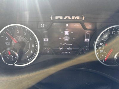 2022 RAM 1500 Big Horn 4x4 Crew Cab 5'7" Box