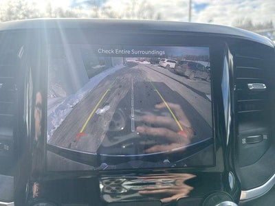 2022 RAM 1500 Big Horn 4x4 Crew Cab 5'7" Box