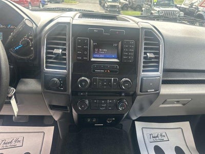 2015 Ford F-150 4WD SuperCrew 5-1/2 Ft Box XLT