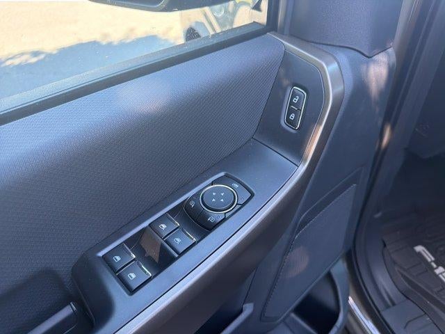 2025 Ford F-150 STX 4WD SuperCrew 5.5' Box