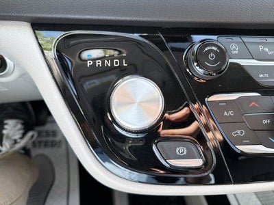 2024 Chrysler Pacifica Touring L FWD