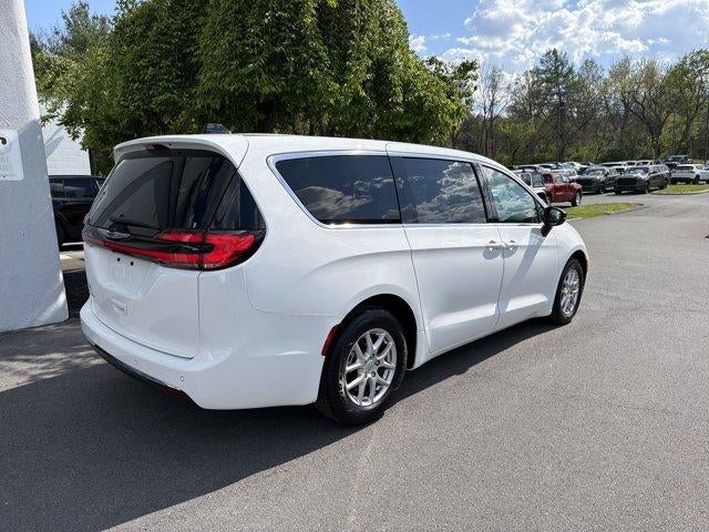 2024 Chrysler Pacifica Touring L FWD