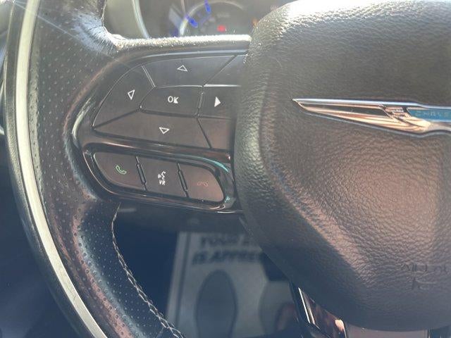 2020 Chrysler Pacifica Hybrid Limited FWD