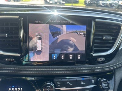 2020 Chrysler Pacifica Hybrid Limited FWD