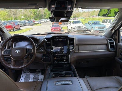 2024 RAM 3500 Longhorn 4x4 Crew Cab 8' Box