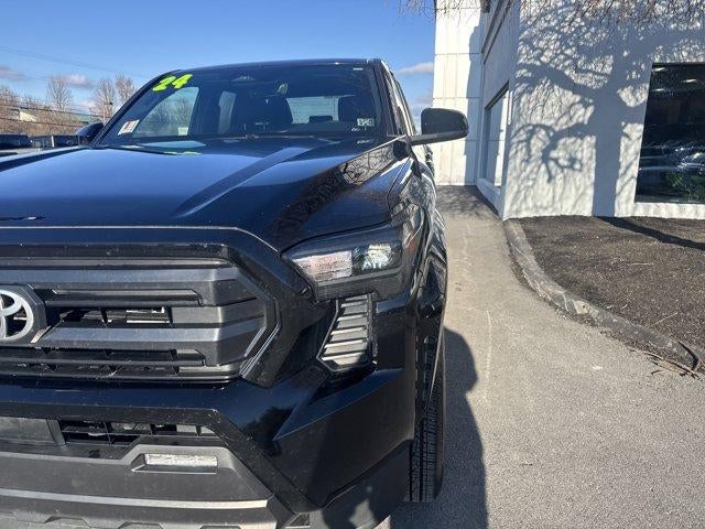 2024 Toyota Tacoma 4WD 4WD SR5 Double Cab 5' Bed AT (GS)