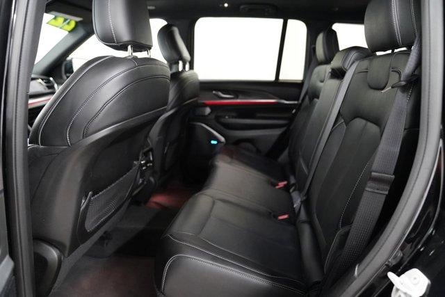 2022 Jeep Grand Cherokee Overland 4x4