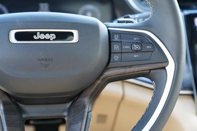 2023 Jeep Grand Cherokee L Limited 4x4