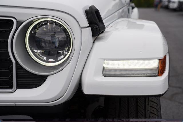 2024 Jeep Wrangler 4xe Sahara 4x4