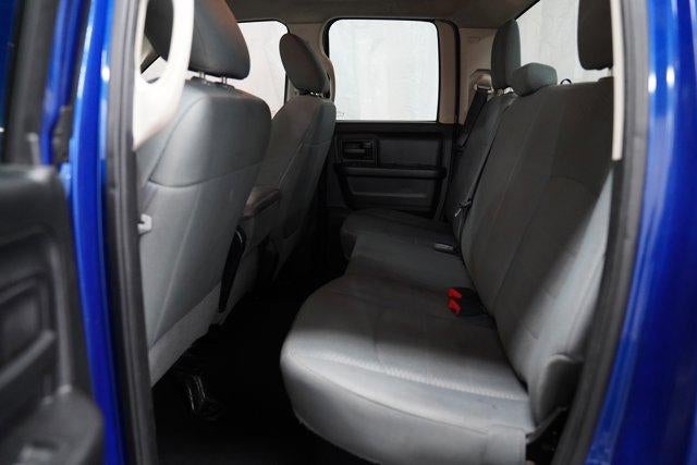 2017 RAM 1500 Express 4x4 Quad Cab 6'4" Box