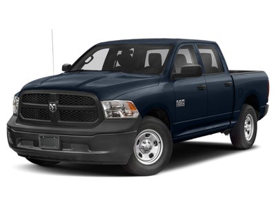 2015 RAM 1500 4WD Crew Cab 5.7 Ft Box Express