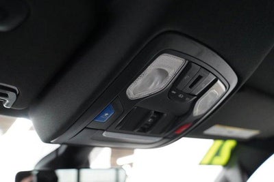 2020 RAM 1500 Laramie 4x4 Crew Cab 5'7" Box