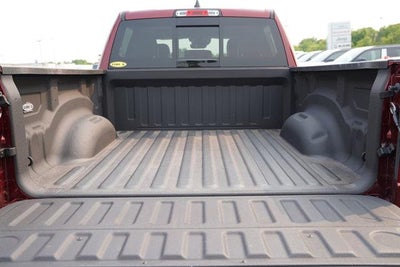 2022 RAM 1500 Laramie 4x4 Crew Cab 5'7" Box