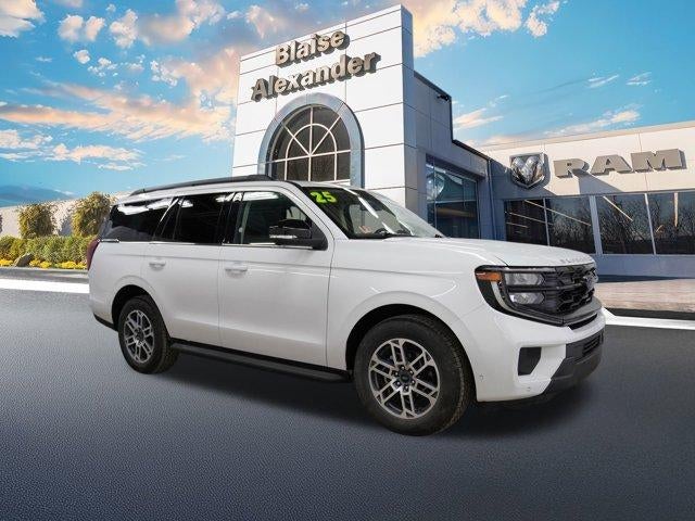 2025 Ford Expedition Active 4x4