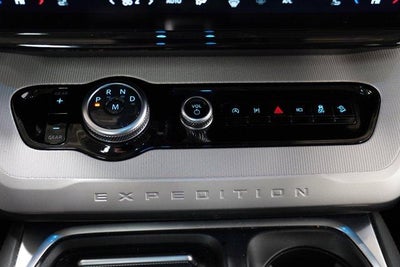 2025 Ford Expedition Active 4x4