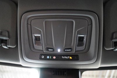 2025 GMC Sierra 2500 HD Crew Cab Standard Box 4-Wheel Drive SLT