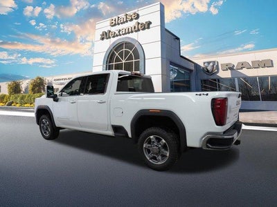 2025 GMC Sierra 2500 HD Crew Cab Standard Box 4-Wheel Drive SLT