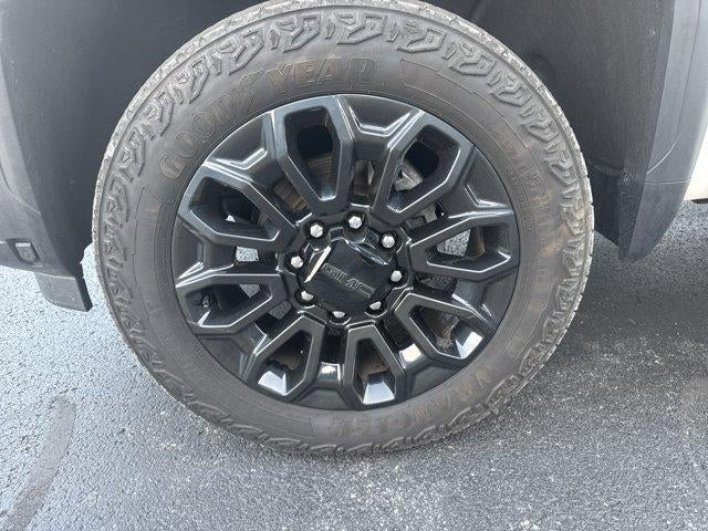 2024 GMC Sierra 2500 HD Crew Cab Standard Box 4-Wheel Drive Denali
