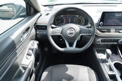 2024 Nissan Altima 2.5 SV Sedan