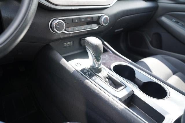 2024 Nissan Altima 2.5 SV Sedan