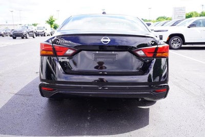 2024 Nissan Altima 2.5 SV Sedan
