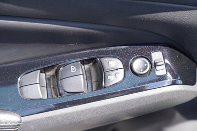 2023 Nissan Altima 2.5 SV Sedan