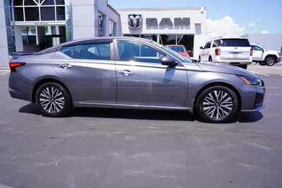 2023 Nissan Altima 2.5 SV Sedan