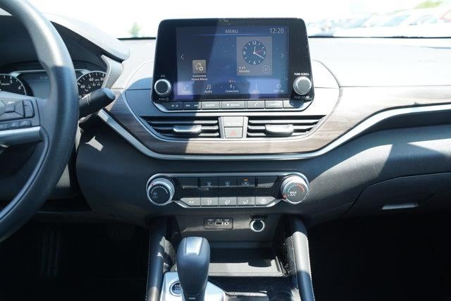 2023 Nissan Altima 2.5 SV Sedan