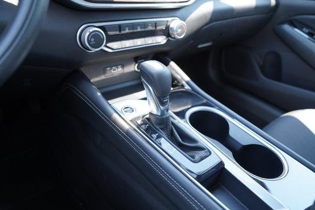 2023 Nissan Altima 2.5 SV Sedan