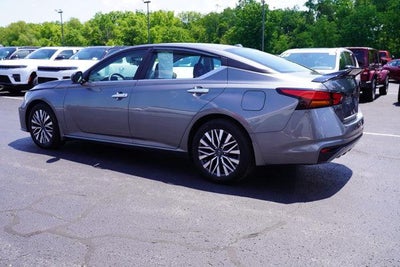 2023 Nissan Altima 2.5 SV Sedan