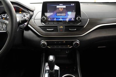 2023 Nissan Altima 2.5 SV AWD Sedan