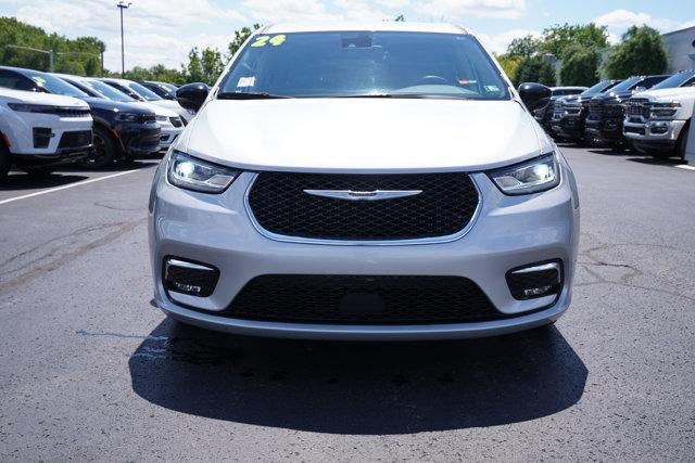 2024 Chrysler Pacifica Touring L FWD
