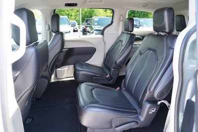 2024 Chrysler Pacifica Touring L FWD