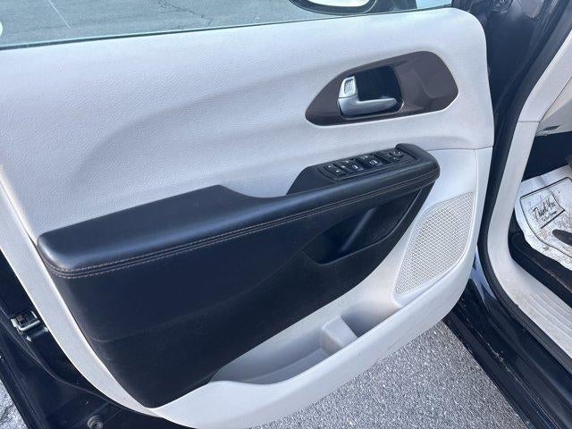 2018 Chrysler Pacifica Touring L FWD