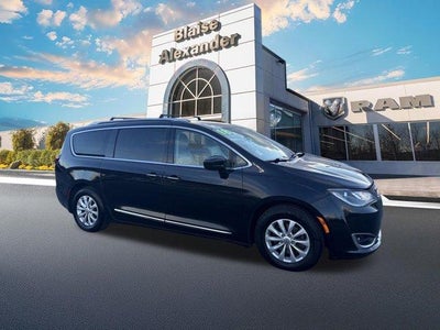 2018 Chrysler Pacifica Touring L FWD