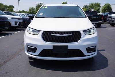 2024 Chrysler Pacifica Touring L FWD