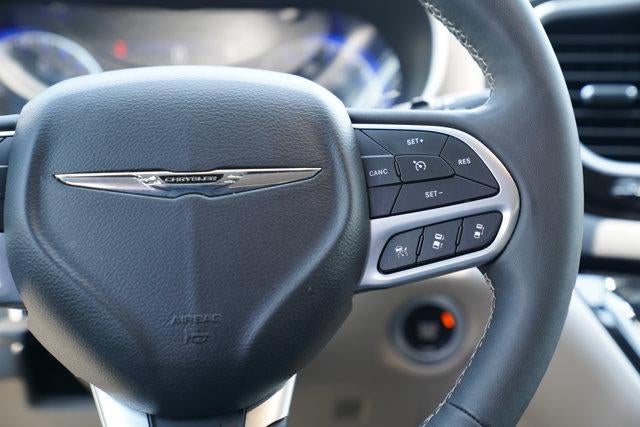 2024 Chrysler Pacifica Touring L FWD